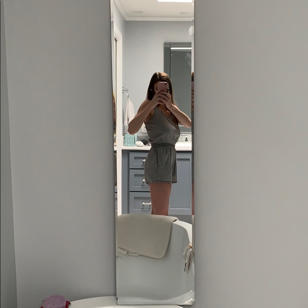 Woman’s/Girls Romper - Picture 7 of 8